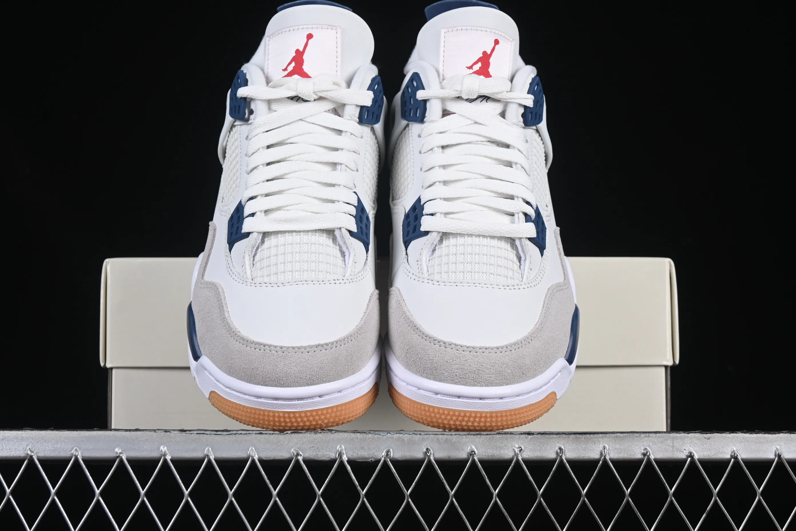 All categories Air Jordan Jordan series basketball shoes Air Jordan 4 GX foreign trade version Nk SB x Air Jordan 4 "Navy" AJ4 Joe 4 joint white and blue DR5415-100